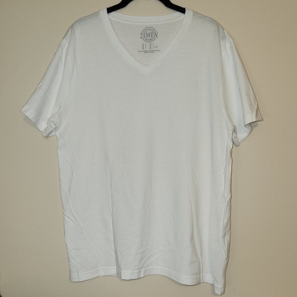 Forever 21 Other - NEW Men's Short Sleeve V-Neck Shirt White